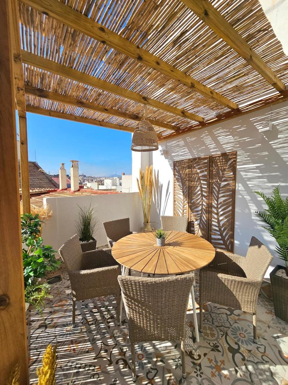 Apartamentos De La Huerta Alicante Eksteriør billede